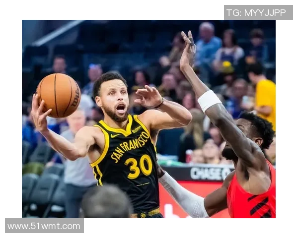 2019年猛龙与开拓者激战回顾：篮球盛宴中的精彩瞬间与战术较量