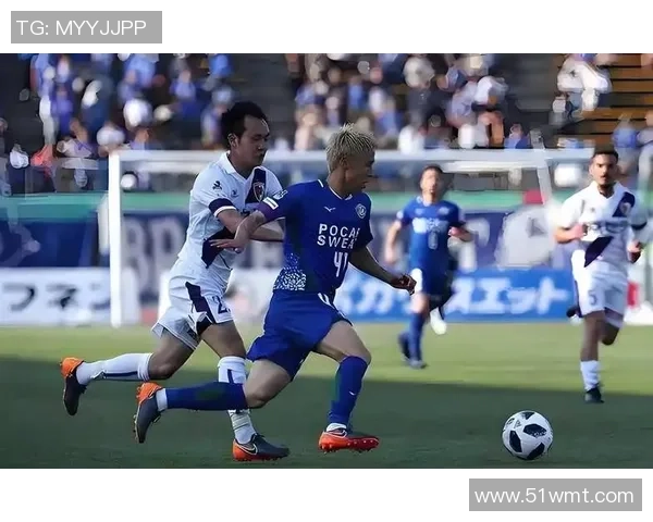 广岛三剑迎战鹿角鹿岛决战日职联赛巅峰对决