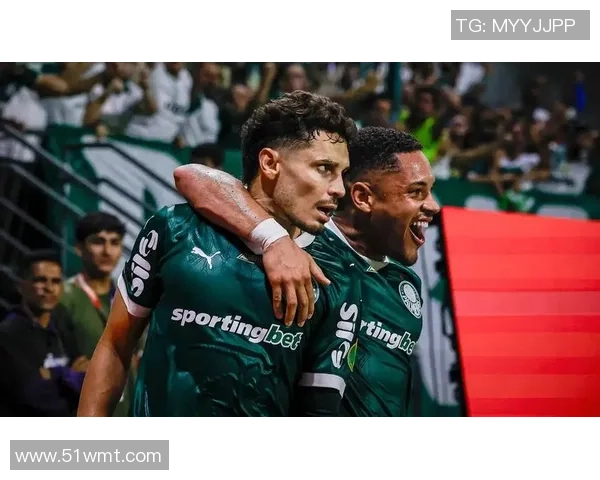 自由与帕尔梅拉斯的激烈对决谁能在这场较量中笑到最后